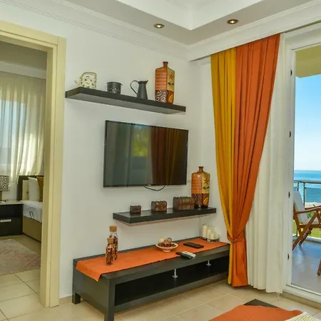 Saros Calis Beach فتحية