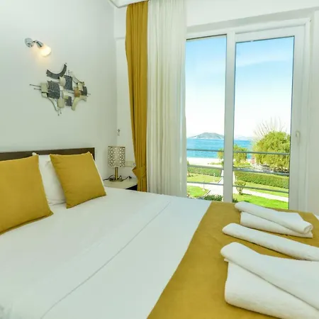 Saros Calis Beach Apartament