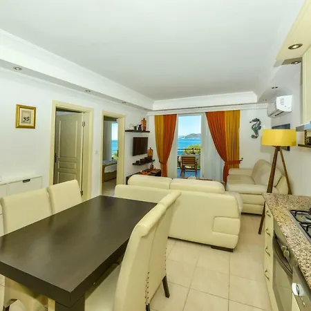 Saros Calis Beach Appartement Fethiye
